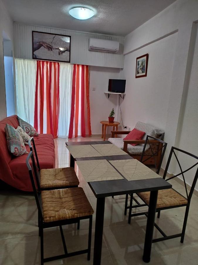 1 Bedroom Apartment Larnaca Luaran gambar