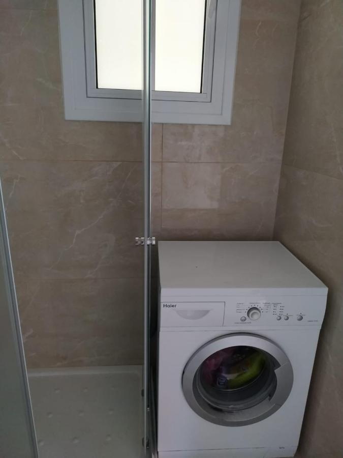 1 Bedroom Apartment Larnaca Luaran gambar