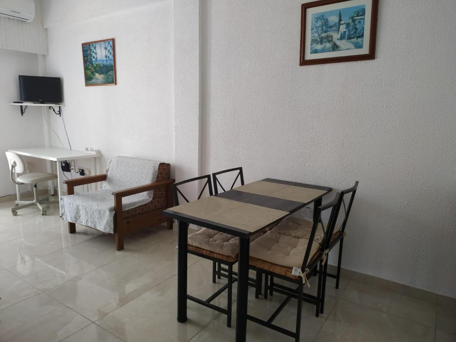 1 Bedroom Apartment Larnaca Bilik gambar